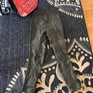 Lululemon olive green leggings